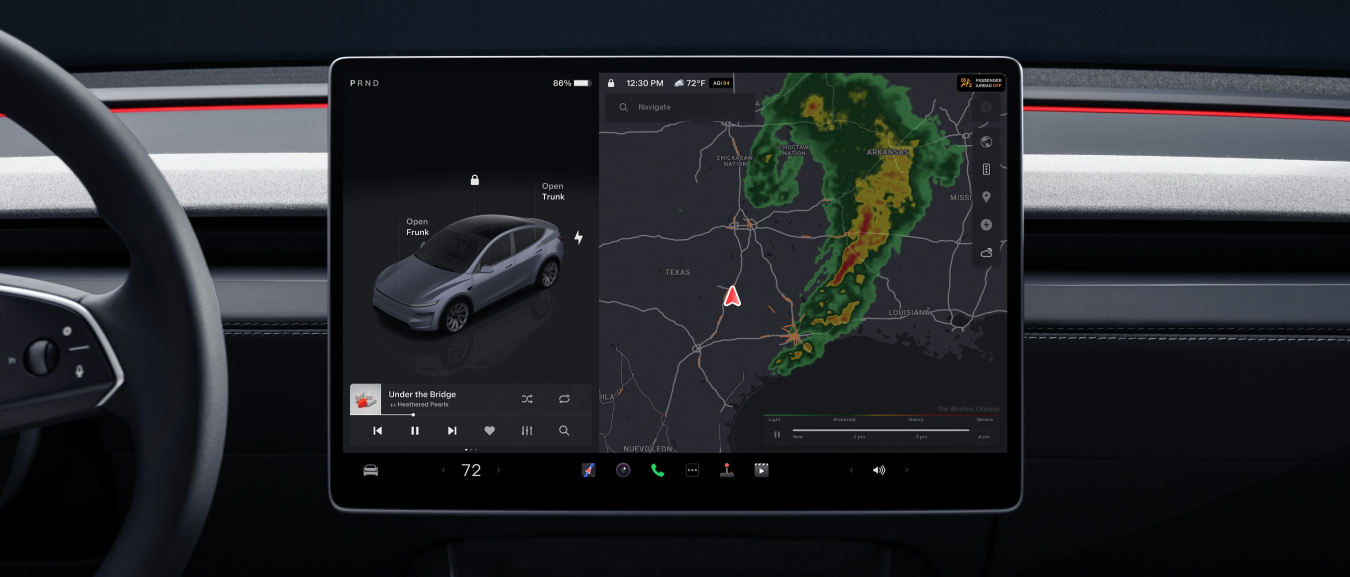 Tesla Model Y Innenraum mit zentralem Touchscreen